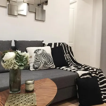 Appartamento Familial Au Coeur Du Marais Parigi